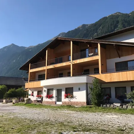 Alpenspitz Appartements - Garni - B&B-3